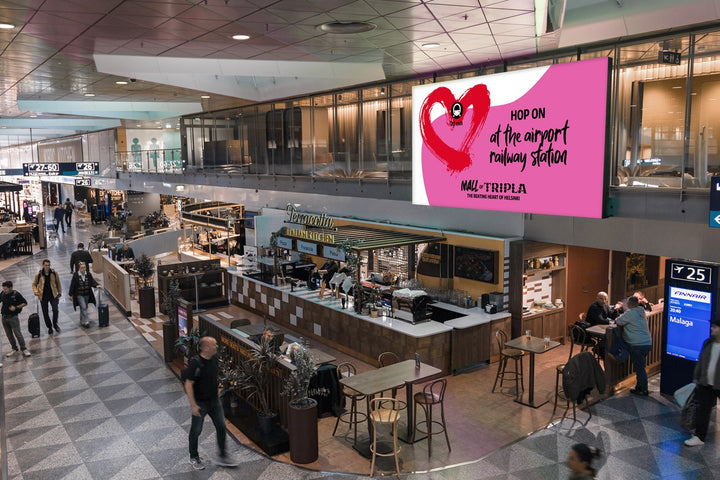 Large Landscape Screen Network (8 Screens), Helsinki Airport