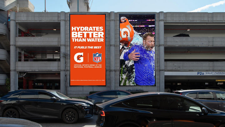 Twin Parking Garage Exterior Banners (2801), LAX Terminal 2/3, Los Angeles