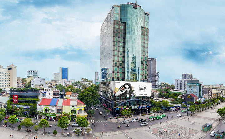 LED Screen, Building Sunwah 115 Nguyễn Huệ, ward Bến Nghé, district 1, Ho Chi Minh City