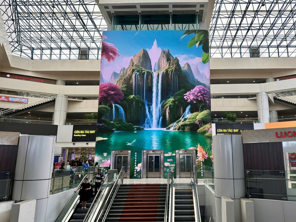 LED Screen, Media in front of security screening Nội Bài ( media tower, Ip52), Hanoi