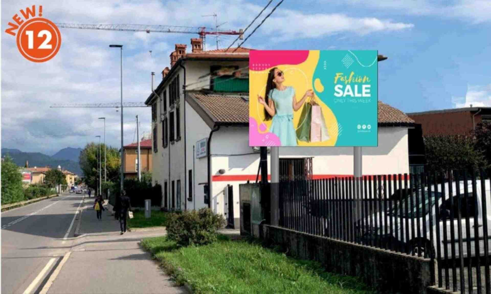 Digital LED Via Gianbattista Moroni, Bergamo, Italy