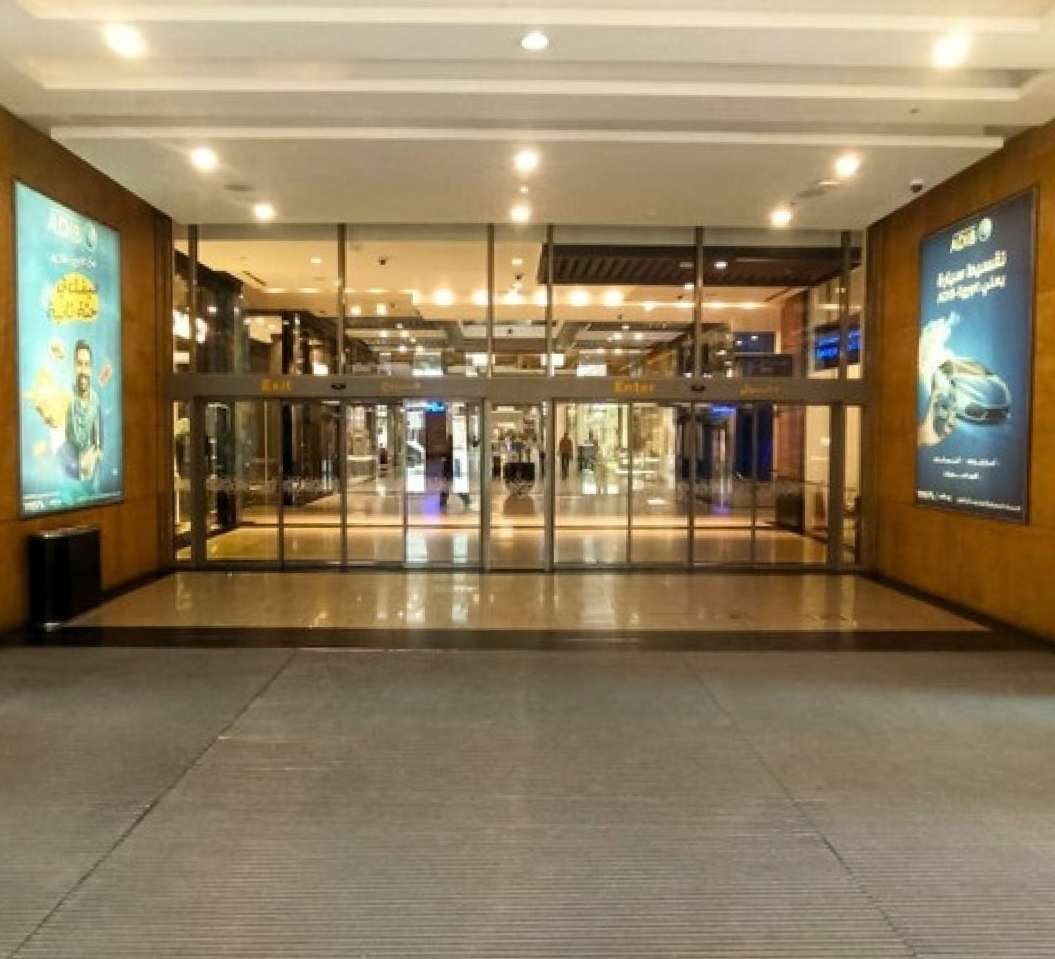 Light Box D1 near the Carrefour Entrance, Red Tag and Go Sport, Mall of Egypt, Giza — main view