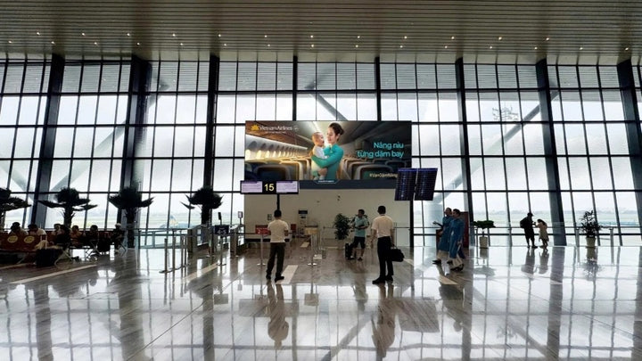 Lightbox, Area cửa A2 baggage belt, international terminal TSN, Ho Chi Minh City