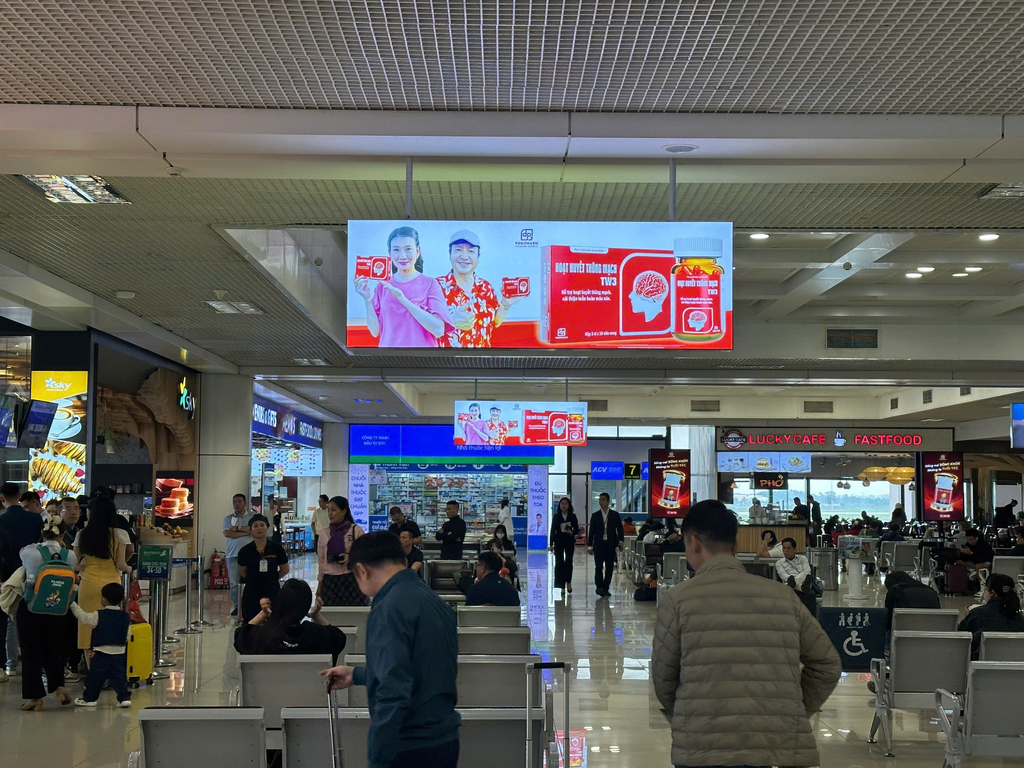 DD21 lightbox ceiling-hung departure lounge khu D (phía wing A), Vietnam