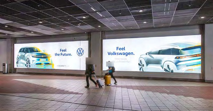 Lightbox Package Business Parker, MAC Forum Entrance P20, Munich Airport