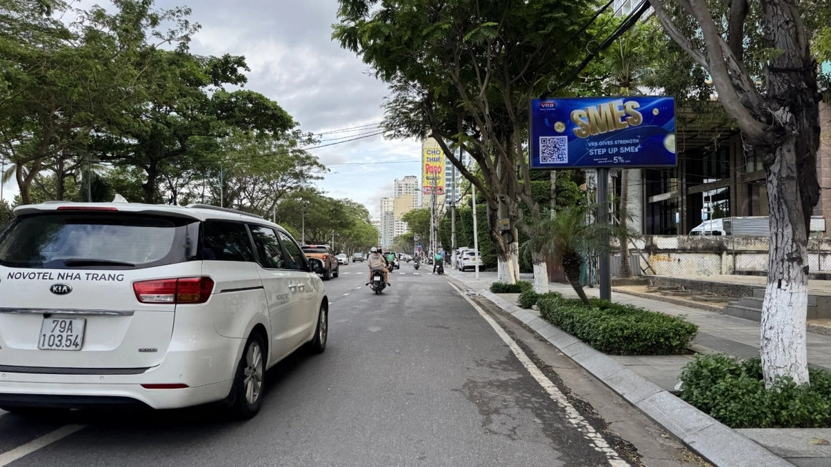 Lightbox, VT16 sidewalk west side road Trần Phú - p. Lộc Thọ, Nha Trang