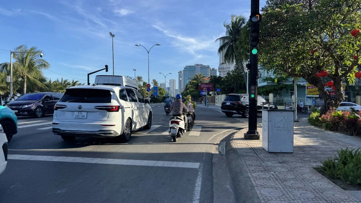Lightbox, VT4 sidewalk west side road Trần Phú - p. Xương Huân, Nha Trang