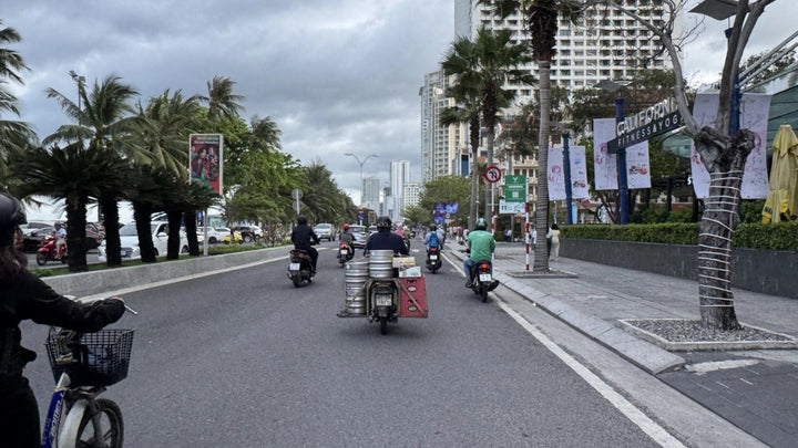 Lightbox, VT9 sidewalk west side road Trần Phú - p. Xương Huân, Nha Trang