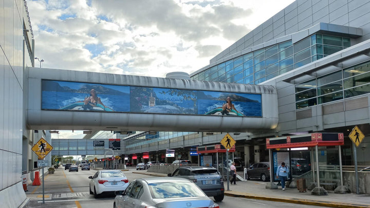 Exterior Skybridge Banner (3800), Miami International Airport Concourses H and J, Miami
