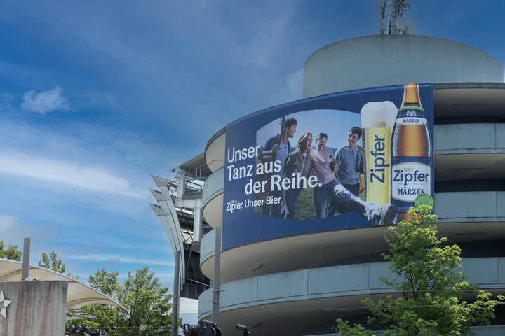 Giant LED Wall (DOOH), Egger Lienz Straße, Innsbruck, Austria