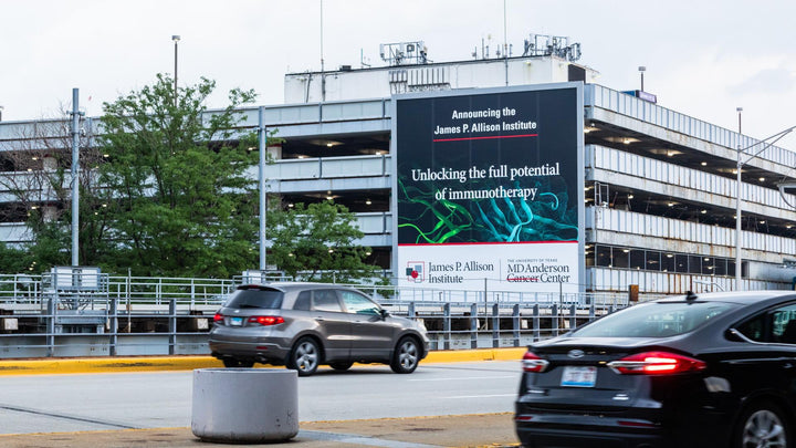 Exterior Garage Banner (0004), O'Hare Airport, Chicago