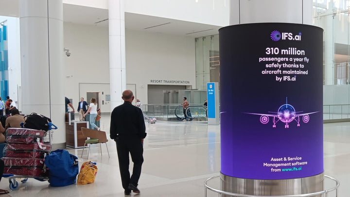 360 Digital Columns (7620, 7622), Orlando International Airport Terminal C, Orlando