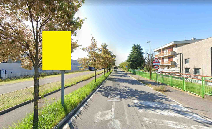 Billboard Via San Domenico, Brusaporto, Italy