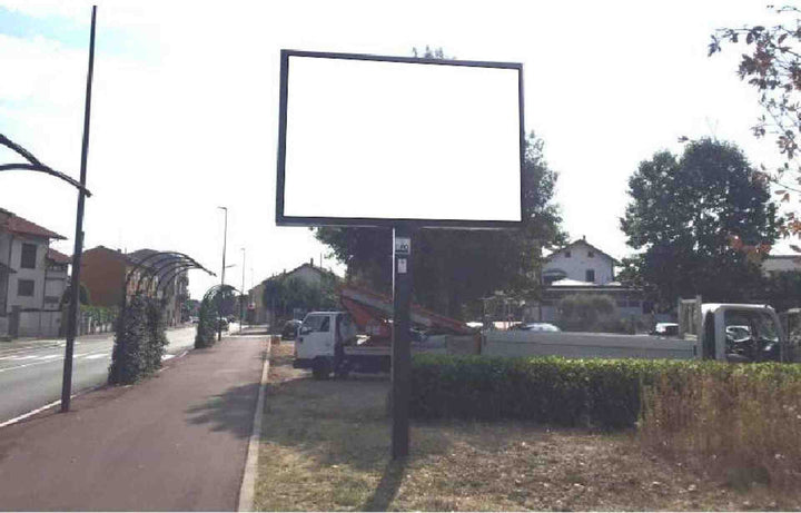 Billboard Via Lonate Pozzolo, Busto Arsizio, Italy