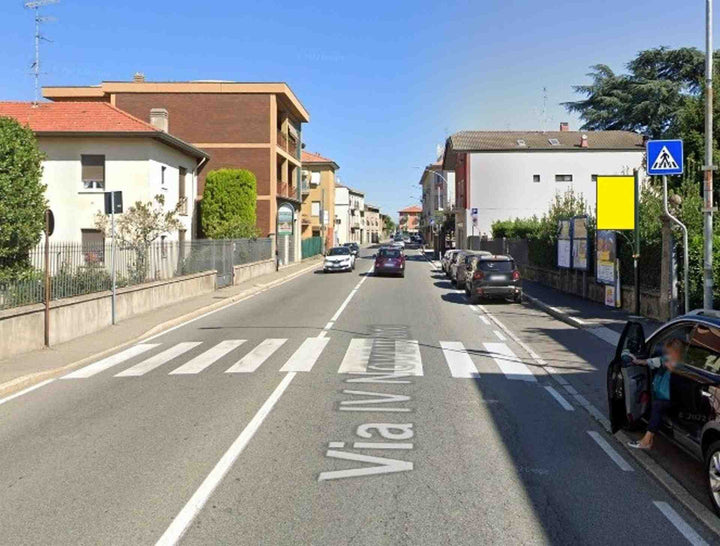 Billboard Via IV Novembre, Cassano Magnago, Italy