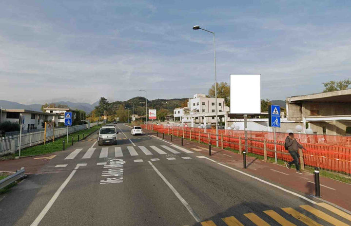 Billboard Via Aldo Moro 3, Scanzorosciate, Italy