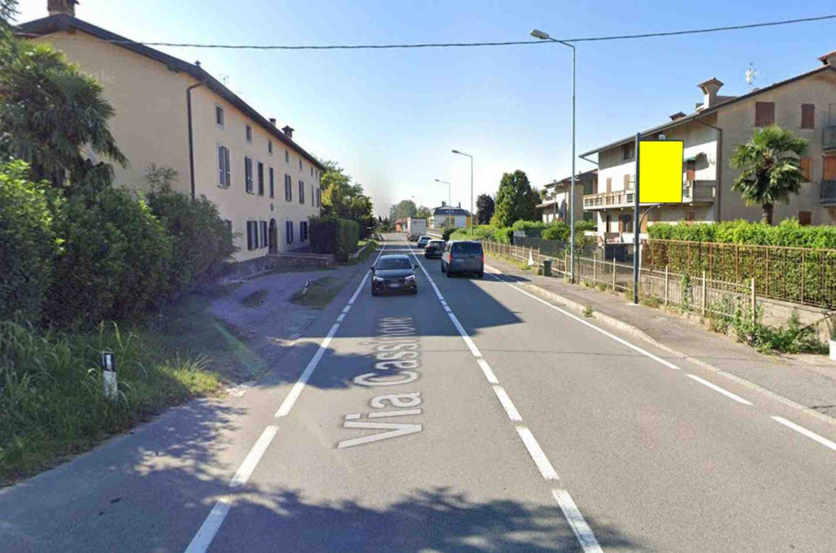 Billboard Via Cassinoneprima di Via Ubbiali 36, Seriate, Italy