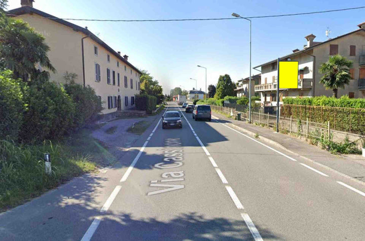 Billboard Via Cassinoneprima di Via Ubbiali 36, Seriate, Italy