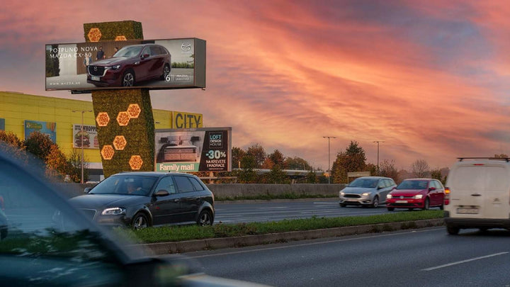 Large-Format Digital Screens, Slavonska Avenue (East Gateway), Zagreb, Croatia