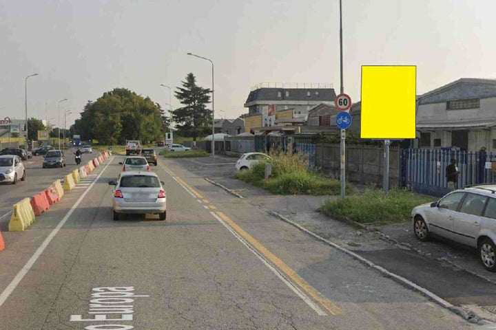 Billboard Corso Europa fiaco civico 39, Ciserano, Italy