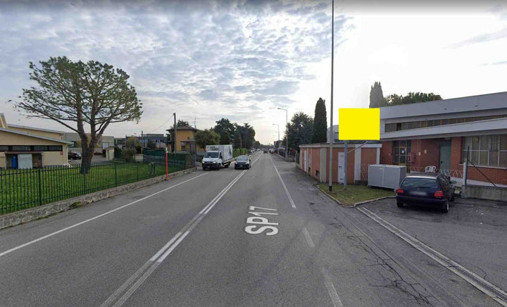 Billboard Via Matteotti, Grassobbio, Italy