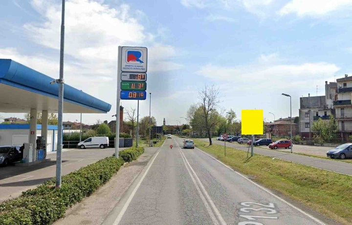 Billboard Via Vidalengo, Caravaggio, Italy