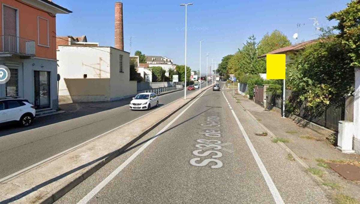 Billboard Corso Sempione(10 mt dopo civico n. 64), Busto Arsizio, Italy