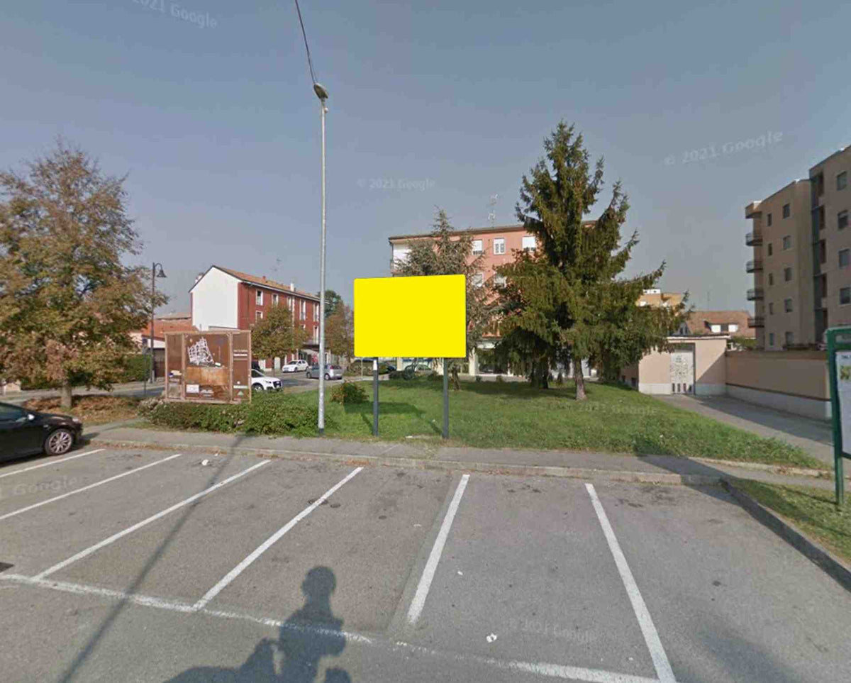Billboard Via Solferino, Pantigliate, Italy