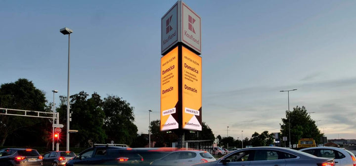Large-Format Digital Screens, Knez Branimir Street, Zagreb, Croatia