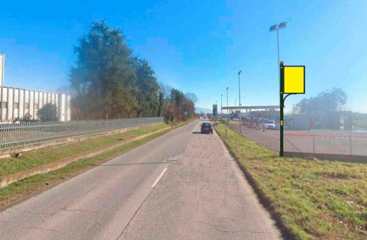 Billboard EX S.s. 11 Km. 219+025/dx (Via Xxv Aprile), Rovato, Italy