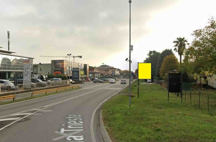 Billboard Via Trieste posizione n°58, Osio Sotto, Italy