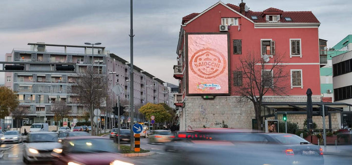 Digital Wall Screen, Domovinski Rat Street (II), Split, Croatia