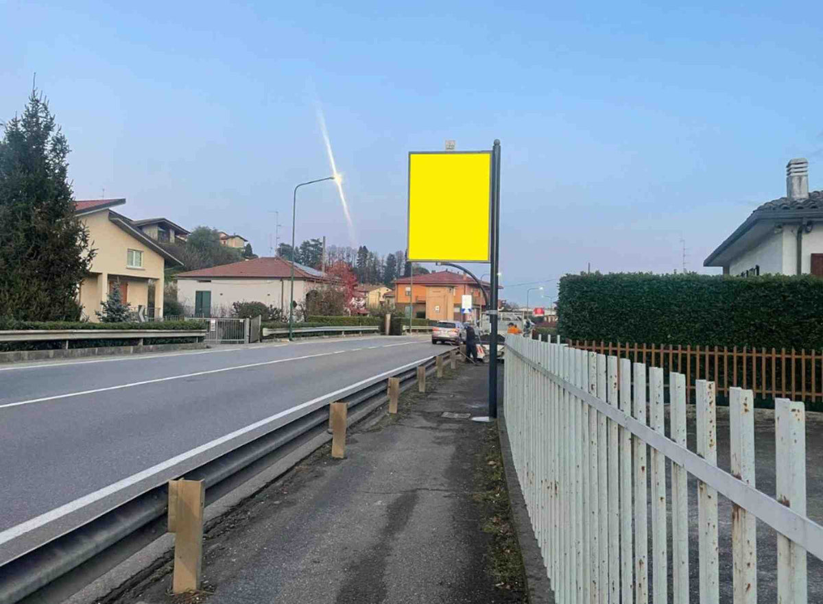 Billboard S.s. 342Km. 14+060/sx, Pontida, Italy