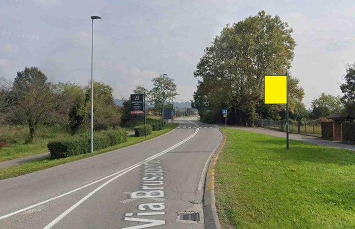Billboard Via Brusaporto, Seriate, Italy