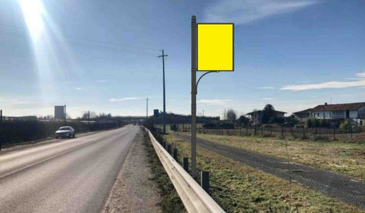 Billboard S.p. 469 Km. 33+019/dx, Capriolo, Italy