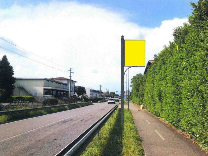 Billboard S.p. 119 Km. 3+623sx 5, Comun Nuovo, Italy
