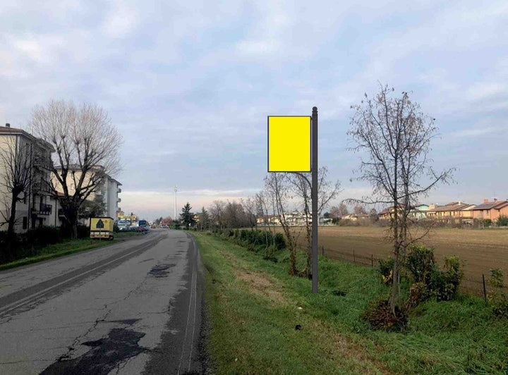Billboard Strada Statale Soncinese Km. 20+439/sx 62, Romano di Lombardia, Italy