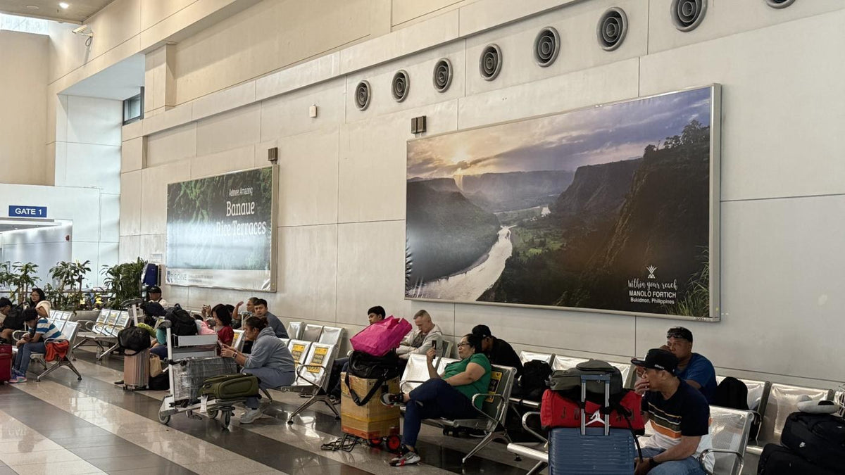 Airport Advertising - Lightboxes (Check-in Hall), NAIA Terminal 3, Manila Philippines - site photograph