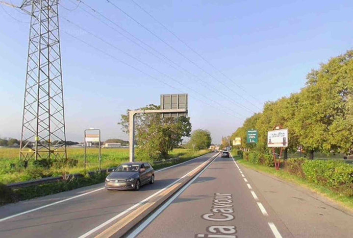 Billboard S.p. 2 Km. 18+397/sx, Trezzo sull'Adda, Italy
