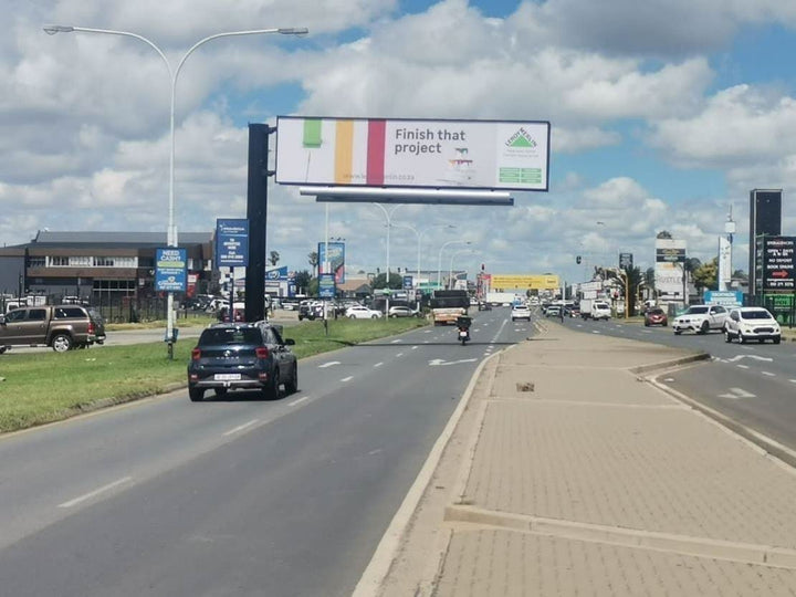North Rand Road Billboard (East Rand Mall), Boksburg