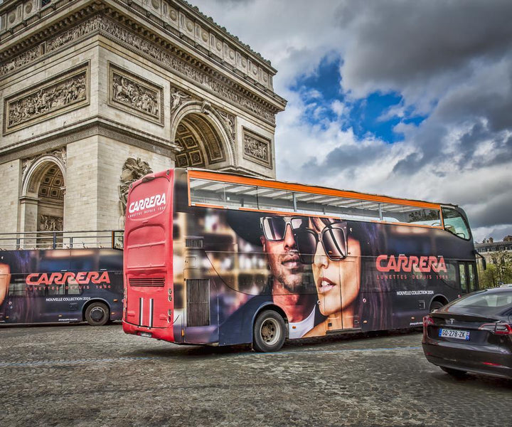 Open-Top Tourist Bus Advertising, Paris