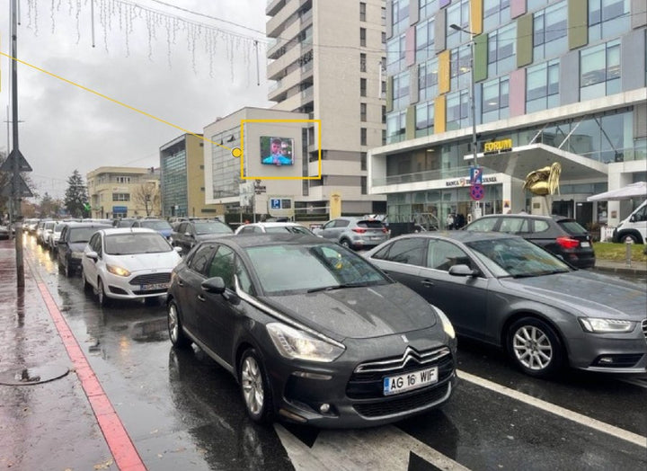 Pitesti B-dul. I.C.Bratianu Digital LED Billboard, Romania