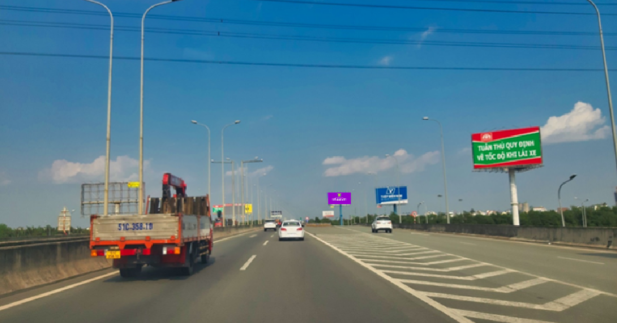 VT13 (interchange vành đai 2 - district 9), Vietnam