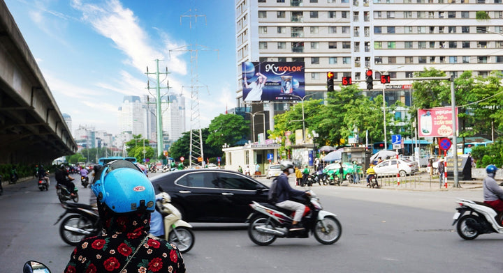 Pole Billboard, Bus station Mỹ Đình - Phạm Hùng - ward Từ Liêm - Hà Nội, Hanoi
