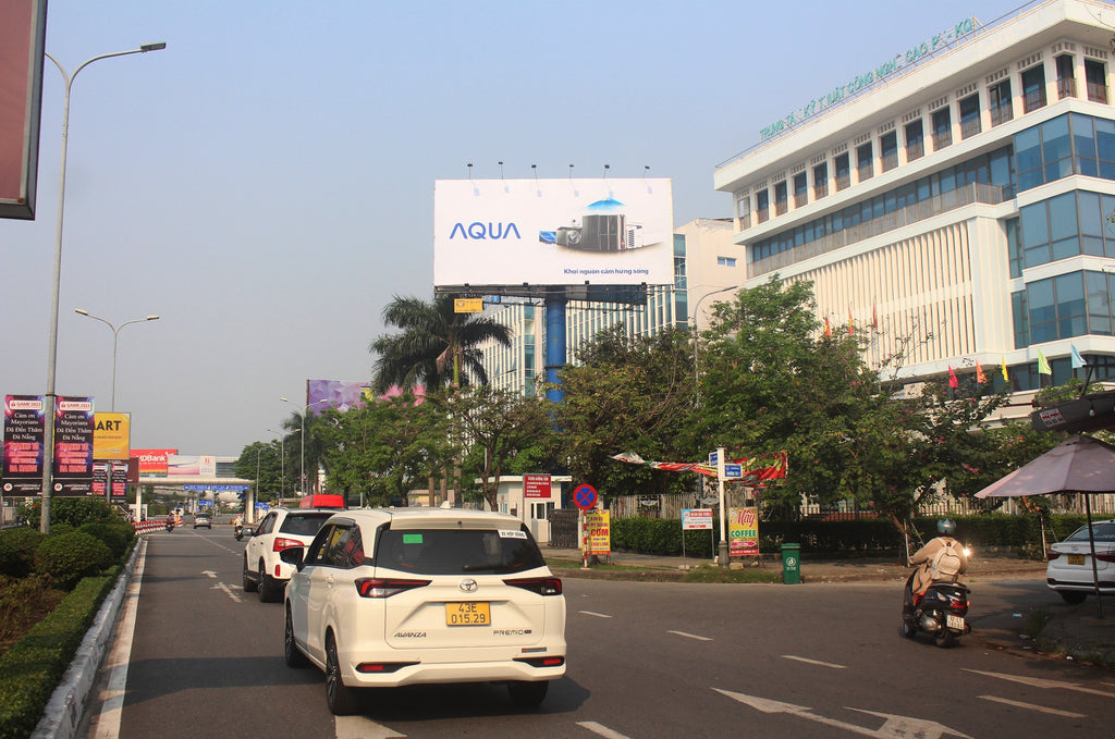 Pole Billboard, G4 - entry/exit of airport international Đà Nẵng, Da Nang