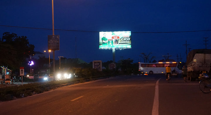 Pole Billboard, Grounds of toll station no. 2 - national highway 2 - TP Vĩnh Yên - Vĩnh Phúc, Vinh Phuc