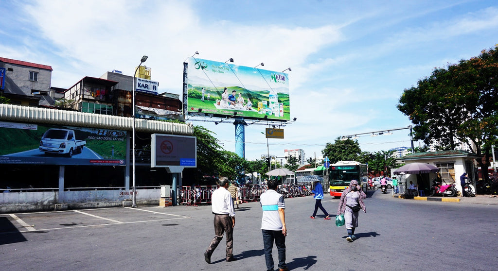 HM01 - bus station adjacent to Bát - ward Hoàng Mai - Hà Nội, Vietnam