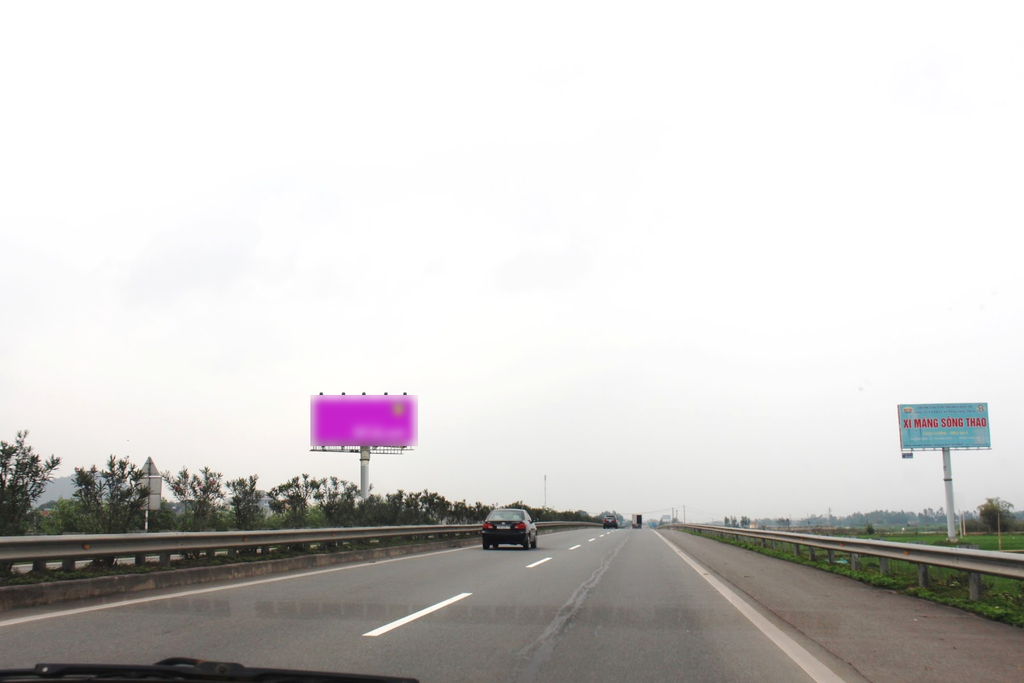 Pole Billboard, HNLC 03, Km16 +550 expressway Hà Nội – Lào Cai, Hanoi
