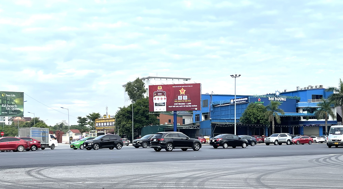 ward Vinh Phú, Vietnam