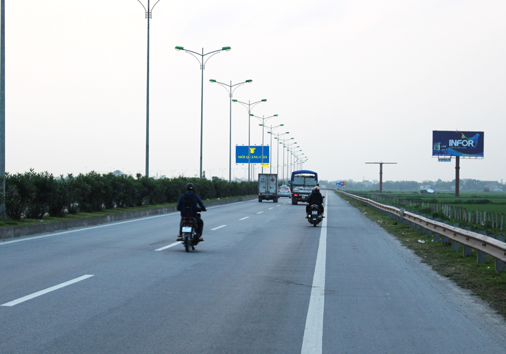 Pole Billboard, Position 17B, H3/km80, QL21B, commune Bình An, Ninh Binh